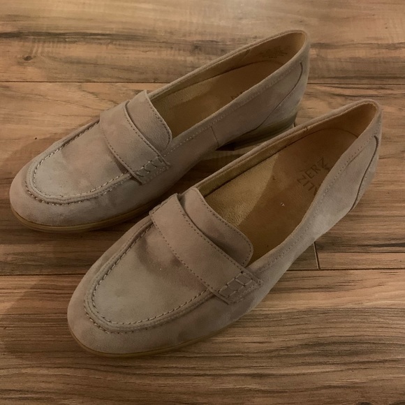 naturalizer milo loafer